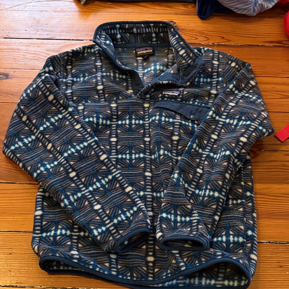 Patagonia Navy and White Geometric Men's Jacket